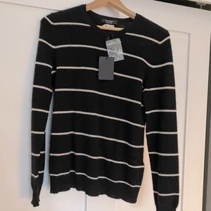 Lord & Taylor 100% cashmere sweater NWT